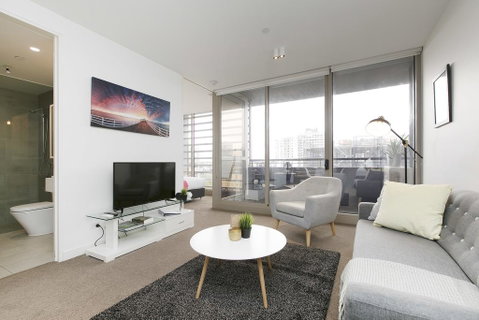 Complete Host Monarc Apartments - Accommodation NT 1