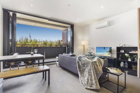 Convenient City Apartment With Resort-style Extras - Accommodation NT 0