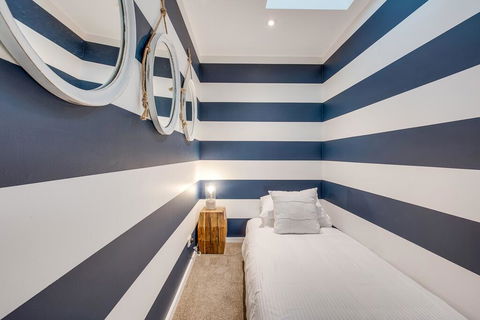 COOGEE BAY PENTHOUSE- L'Abode Accommodation - NT Tourism 3