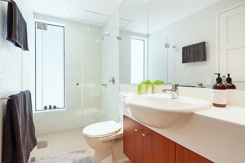Coogee Beach Pad - NT Tourism 3