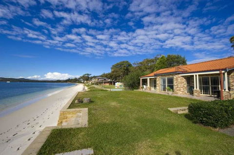 Cook St 4 - Salamander Bay - NT Tourism 0