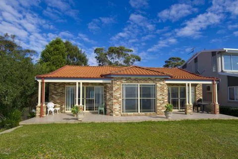 Cook St 4 - Salamander Bay - NT Tourism 1