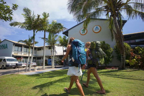 Coolangatta YHA Backpackers - Accommodation NT 1