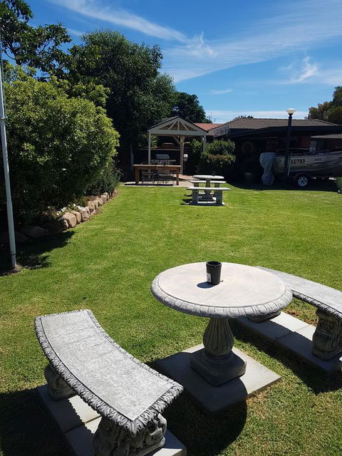 Coorrabin Motor Inn - NT Tourism 1