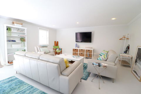 Corella Studio Apartment In Raffetys Resort - Accommodation NT 3