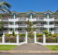 Costa Royale Trinity Beach - NT Tourism