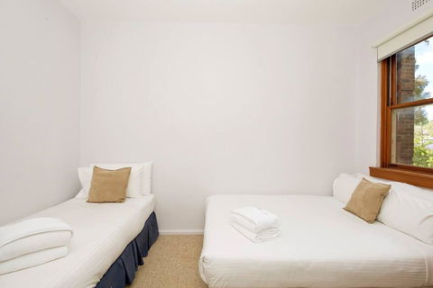 Cosy 2BR Plus Parking In Nth Sydney - Accommodation NT 3
