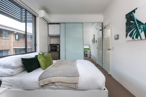 Cosy And Bright Studio Next To Westmead Hospital - NT Tourism 2