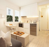 Cosy Flat in Art Deco Building Minutes From City - Accommodation NT