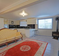 Cottage in the Country - NT Tourism