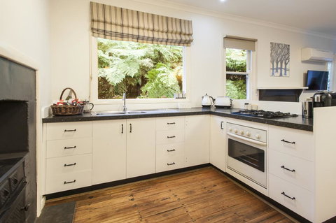 Cottage In The Forest - Accommodation NT 3