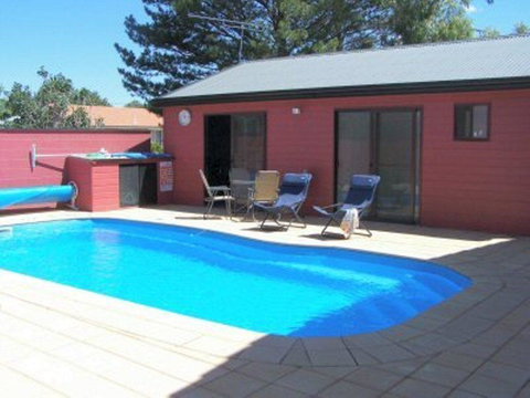 Cottonwood Lodge - Accommodation NT 2