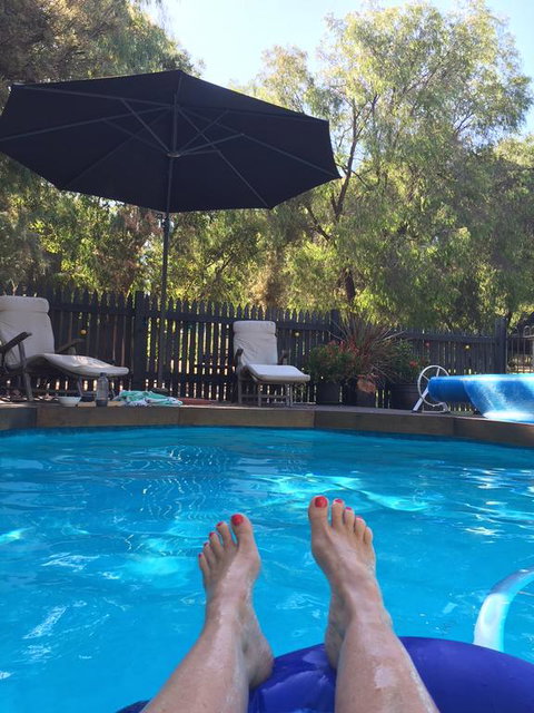 Country Retreat On 1 Acre With Pool, Hot Tub Surrounded By Trees - NT Tourism 3