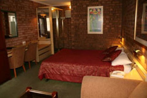 Countryman Motor Inn - NT Tourism 1