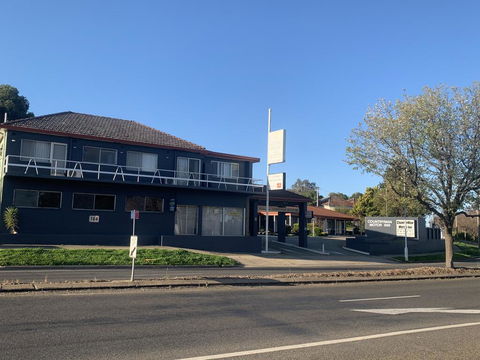 Countryman Motor Inn Cowra - NT Tourism 3