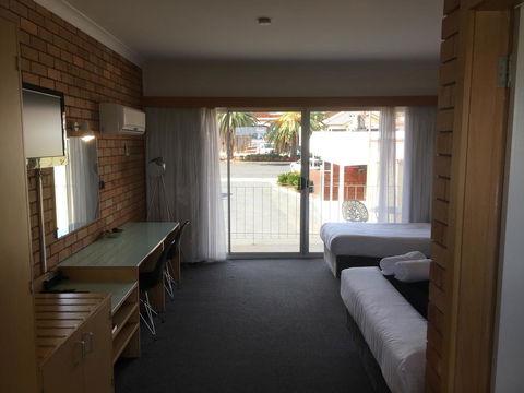 Court Street Motel - NT Tourism 0