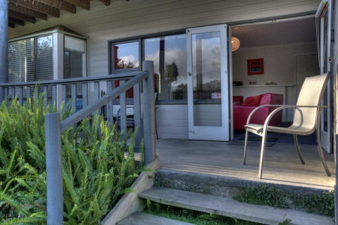 Cove Beach Apartment 1 - Accommodation NT 3