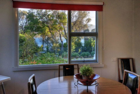 Cove Beach Apartment 1 - Accommodation NT 1