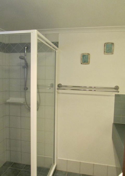 Cowrie Chalet - NT Tourism 3