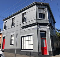 Cromwell Apartment - 3 Red Doors Battery Point - NT Tourism