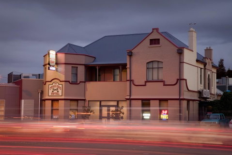Cross Keys Hotel - Accommodation NT 1