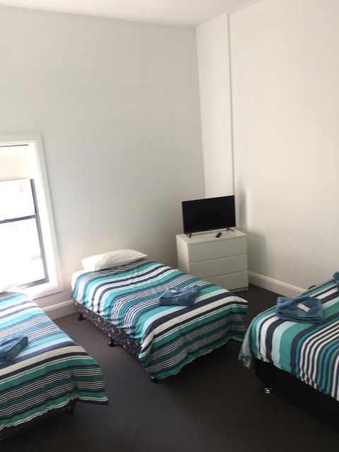 Crown Inn Hotel - Accommodation NT 2