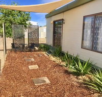 Cute Private Studio Flat with AIRCON - NT Tourism
