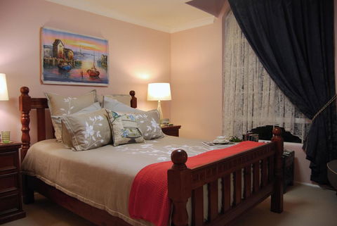 Cutmore Cottages - L'Auberge Angara - NT Tourism 0