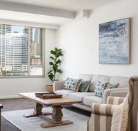 Darling Harbour Apartment with Parking Views Pool - Accommodation NT