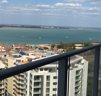 Darwin City - The Oaks with Harbour Views
