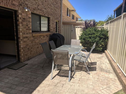 DAVIES STREET 3/14 MOLLYMOOK - Accommodation NT 0