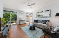 Deluxe Unit with Pool Parking and Gym near Beaches