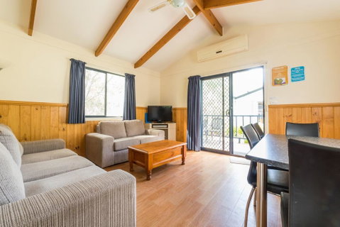 Deniliquin Riverside Caravan Park - Accommodation NT 0
