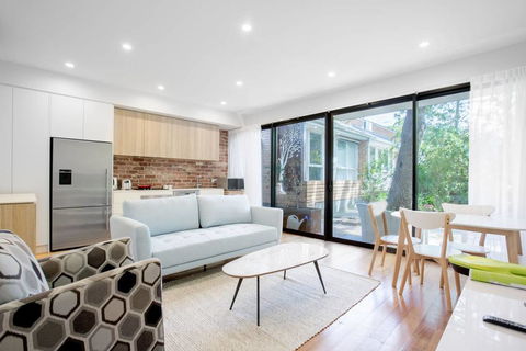 Designer Taste 2BR Townhouse@Hawthorn - Accommodation NT 0