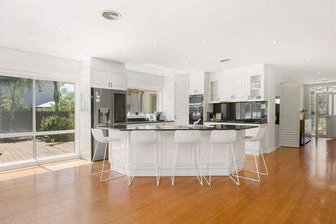 DIAMOND BAY RETREAT - SORRENTO - Accommodation NT 1