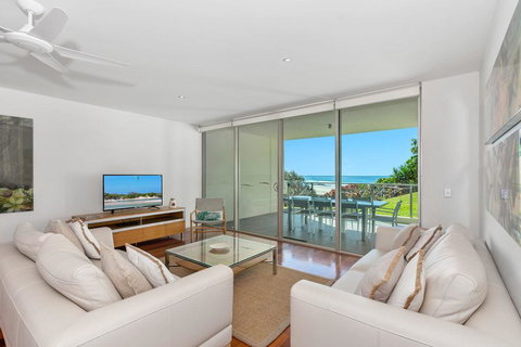 DIRECT BEACH ACCESS - 3 BED APART - CABARITA BEACH - Accommodation NT 1