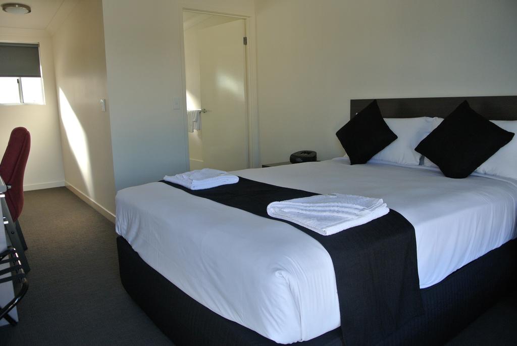  Accommodation NT