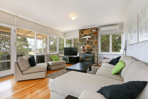 DROMANA BEACH SHACK... - Accommodation NT 3