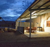 Dug Out BB Apartments - Accommodation NT