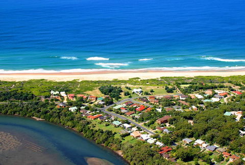 DUNGOOD- 3 Tallarook Cl Dunbogan - Accommodation NT 0
