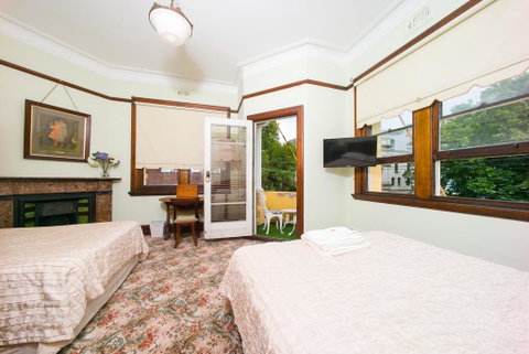 East Sydney Hotel - Accommodation NT 2