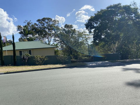 Eatons Hill Hidden Valley Retreat - NT Tourism 1