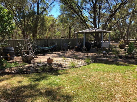 Echuca Retreat Holiday House - Accommodation NT 2