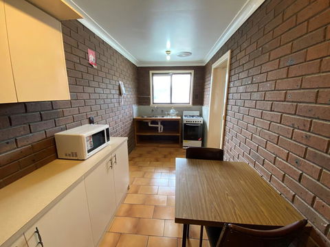 Econo Lodge Lilydale - NT Tourism 1