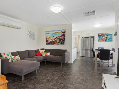 EdAn Beachhouse - 21 Laronde - NT Tourism 1