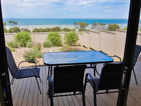 Edgewater Escape - Accommodation NT 2