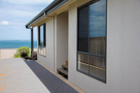 Edgewater Escape - Accommodation NT 0