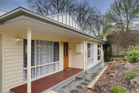 Edwards Rose - NT Tourism 1
