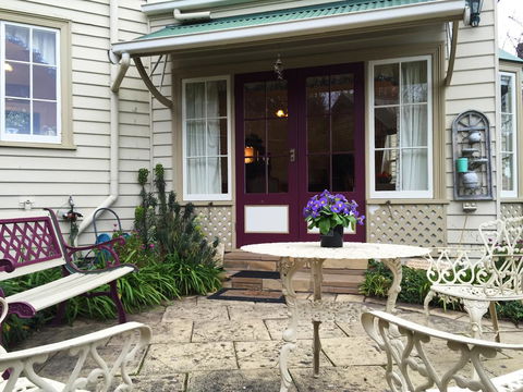 Ellie's Place On City Park - NT Tourism 2