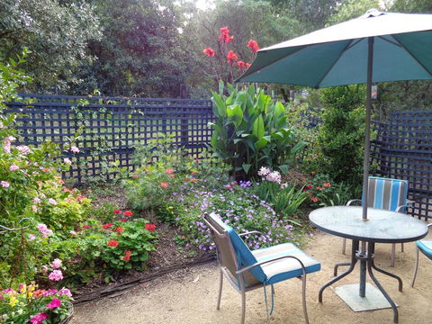 Eltham South Lodge - Accommodation NT 2